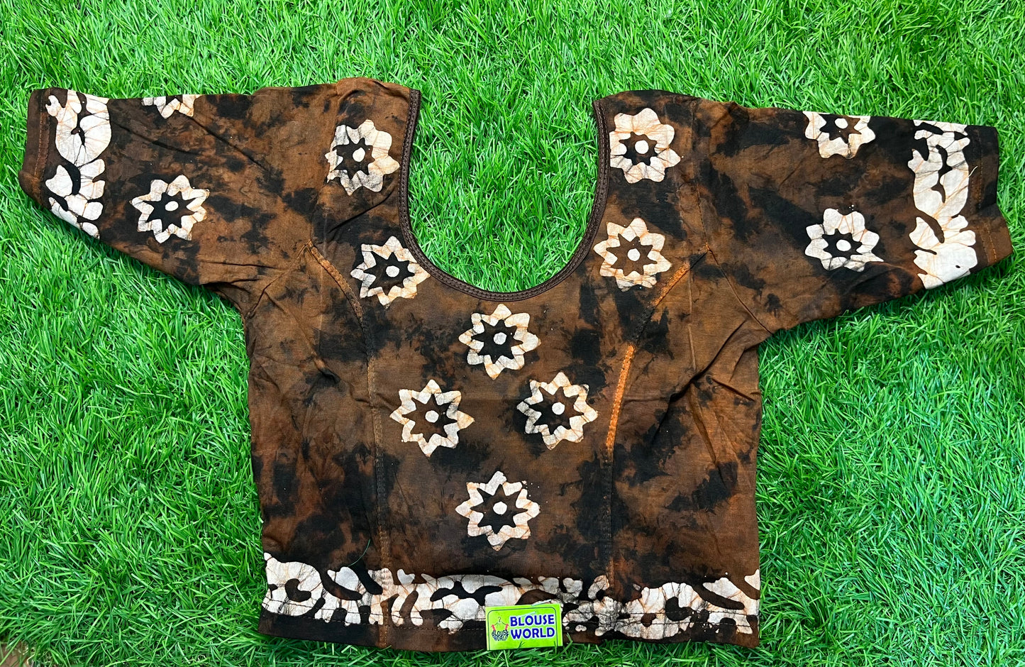 Brown/printed stretchable xl size blouse