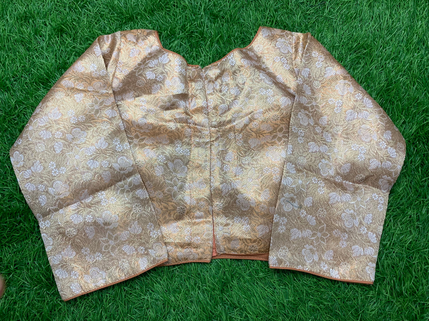 Rust colour dual shade V neck blouse 👚