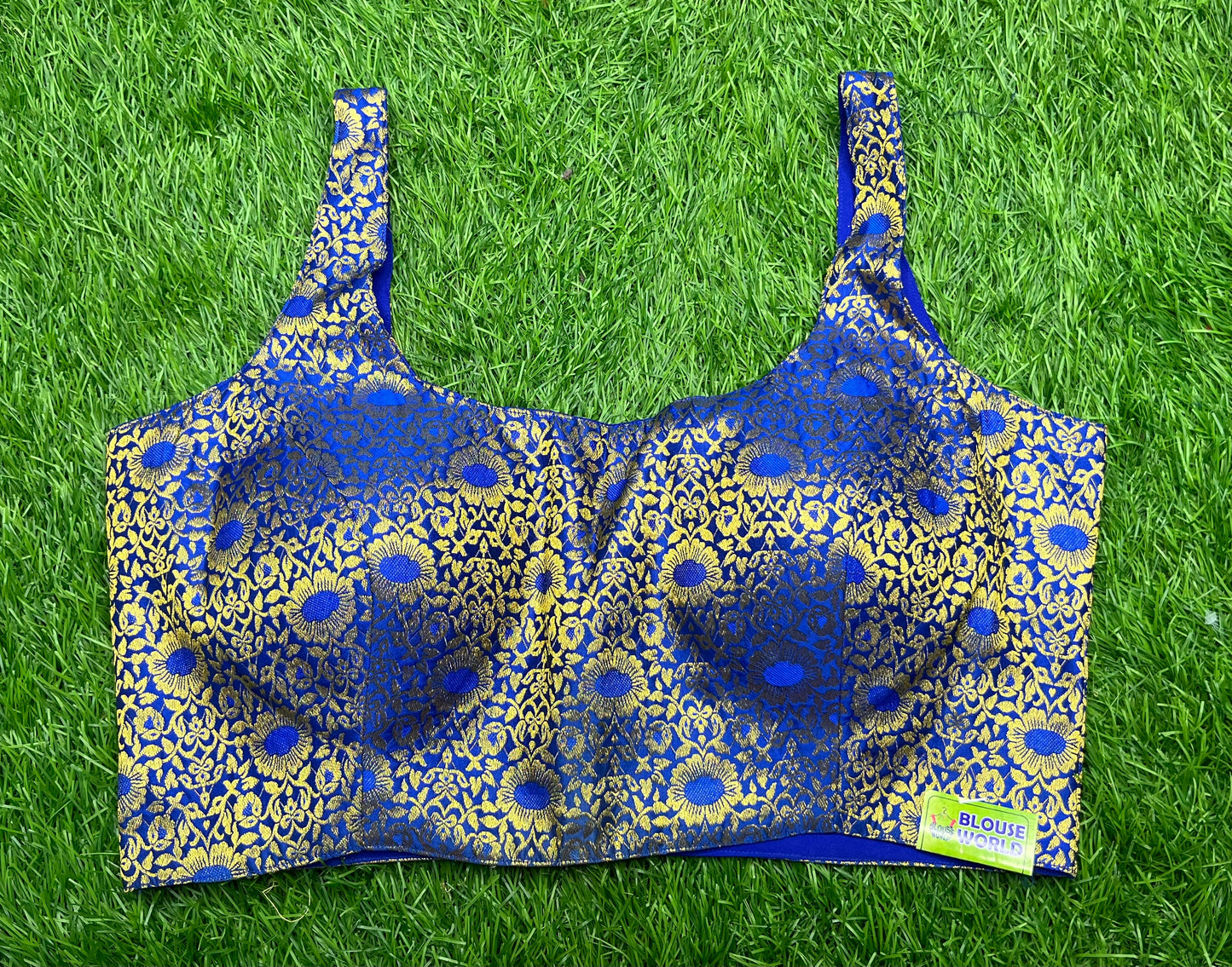 Royal blue π¦ Banaras printed blouse π