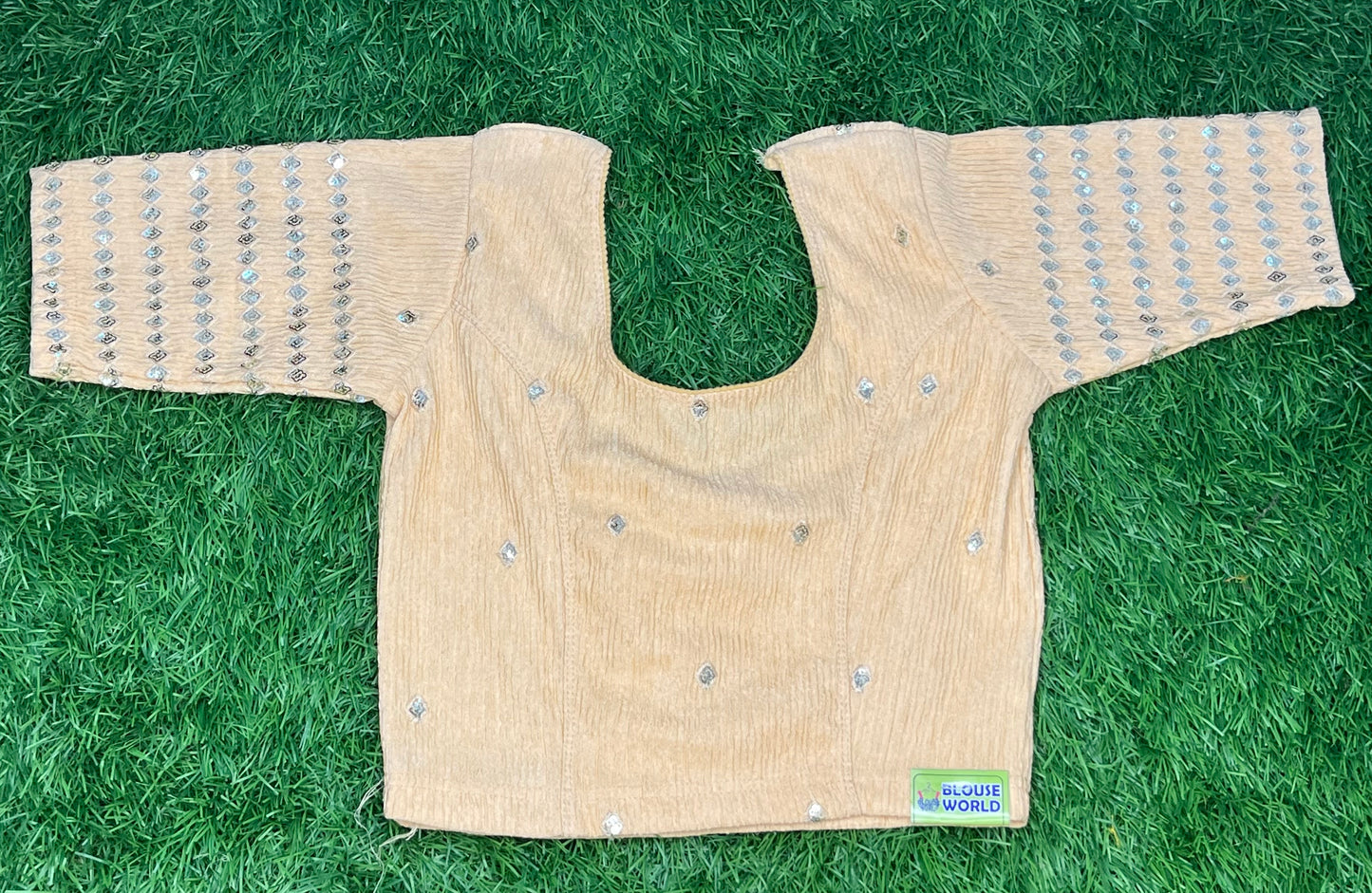 Cream colour sequence Strectable blouse XXL size