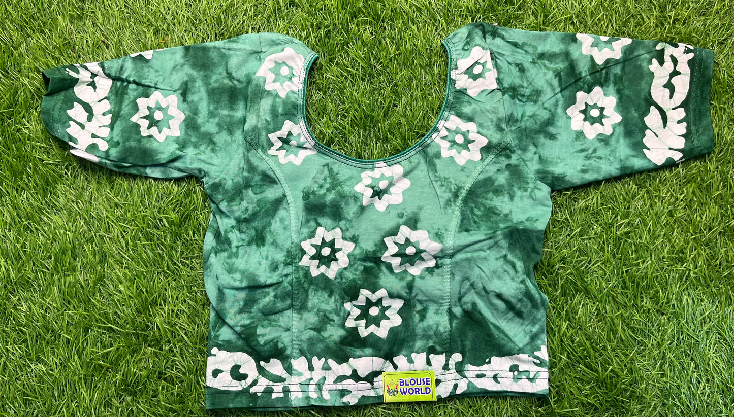 Mint green colour white printed blouse xl size Strectable blouse