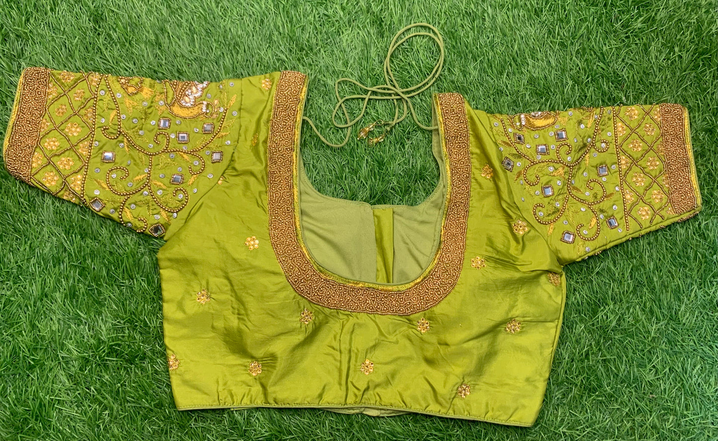 ๐ pears green Moti /mirror work blouse hand work
