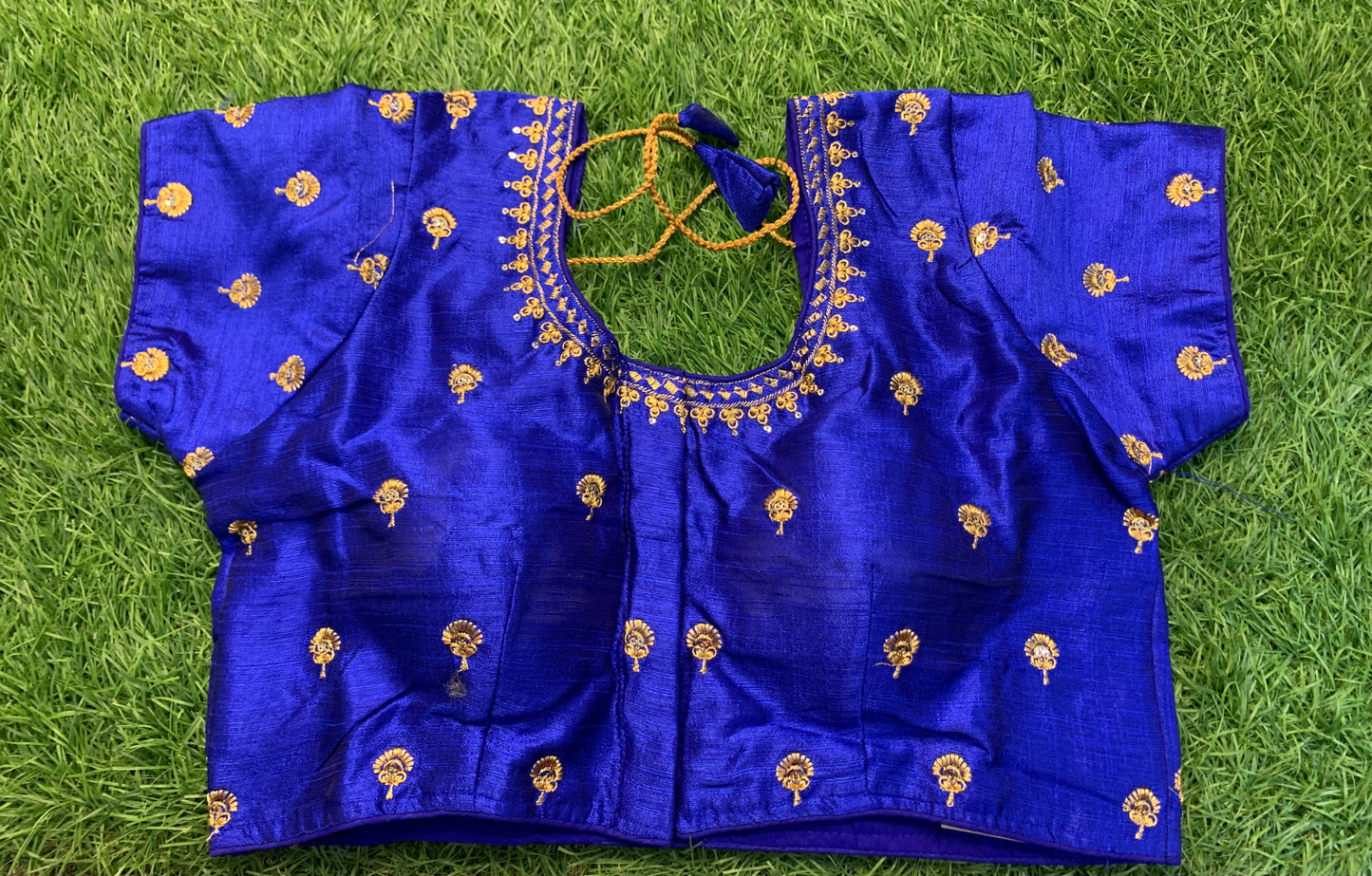Royal blue work blouse 👚