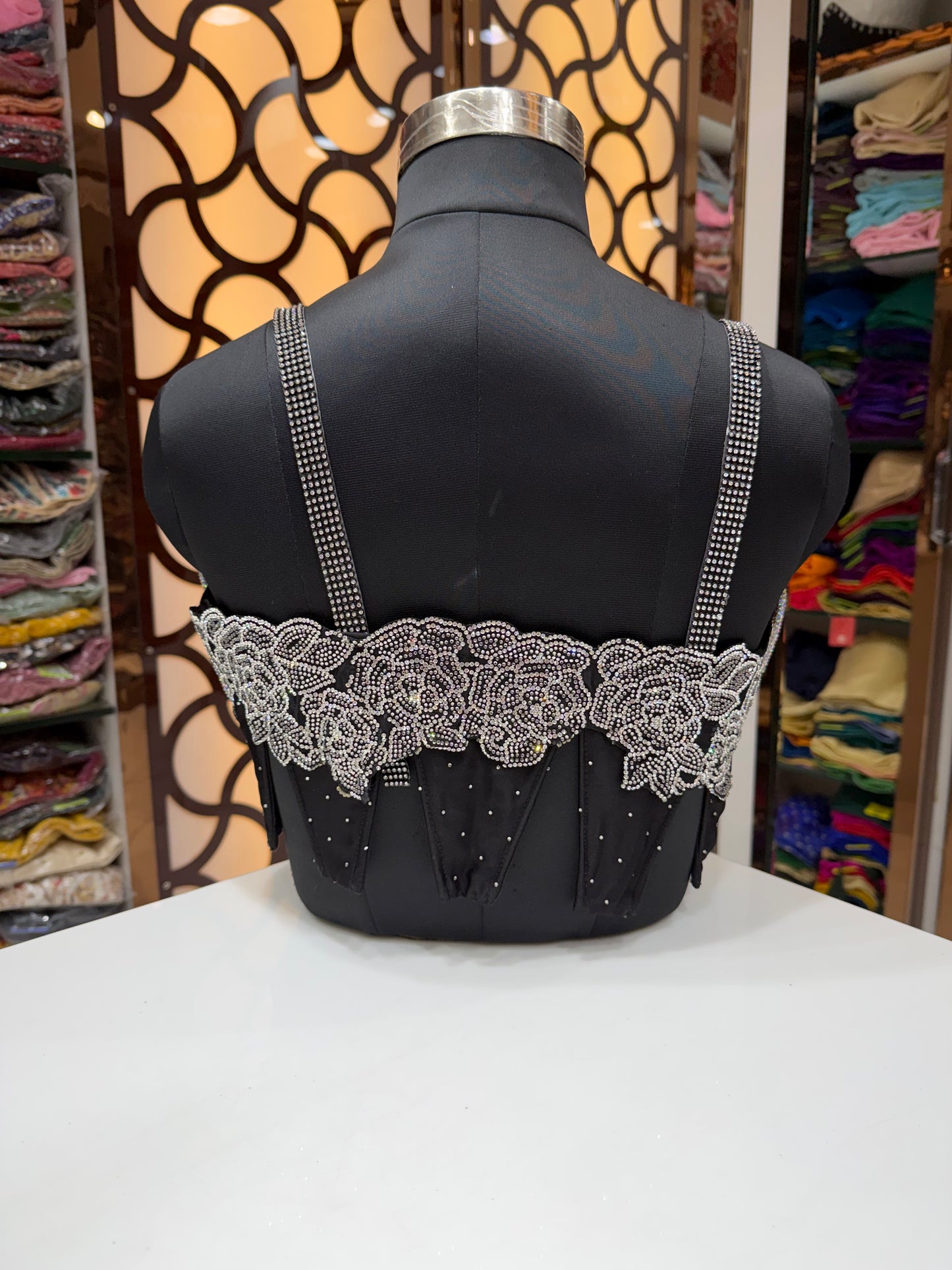 Exclusive black sleeves blouse