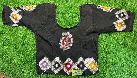 Black Strectable white printed shibori Strectable blouse xl size