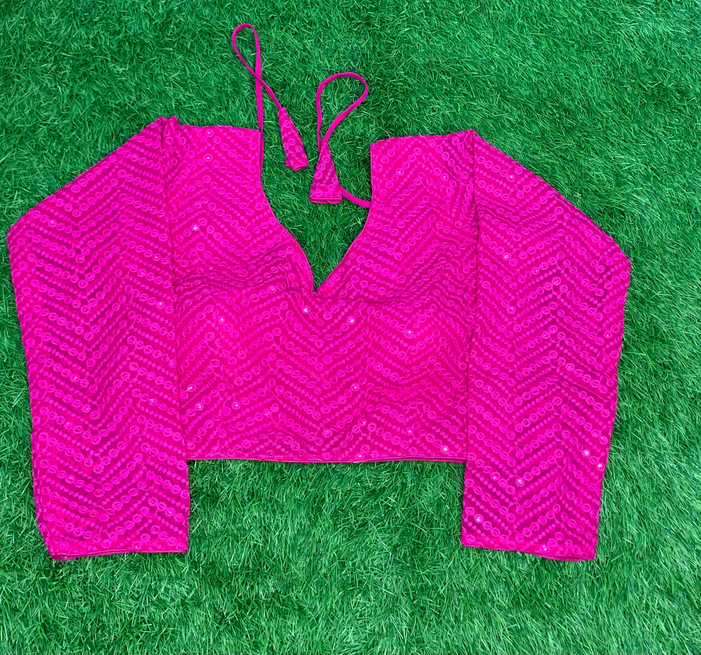 Full hands pink blouse