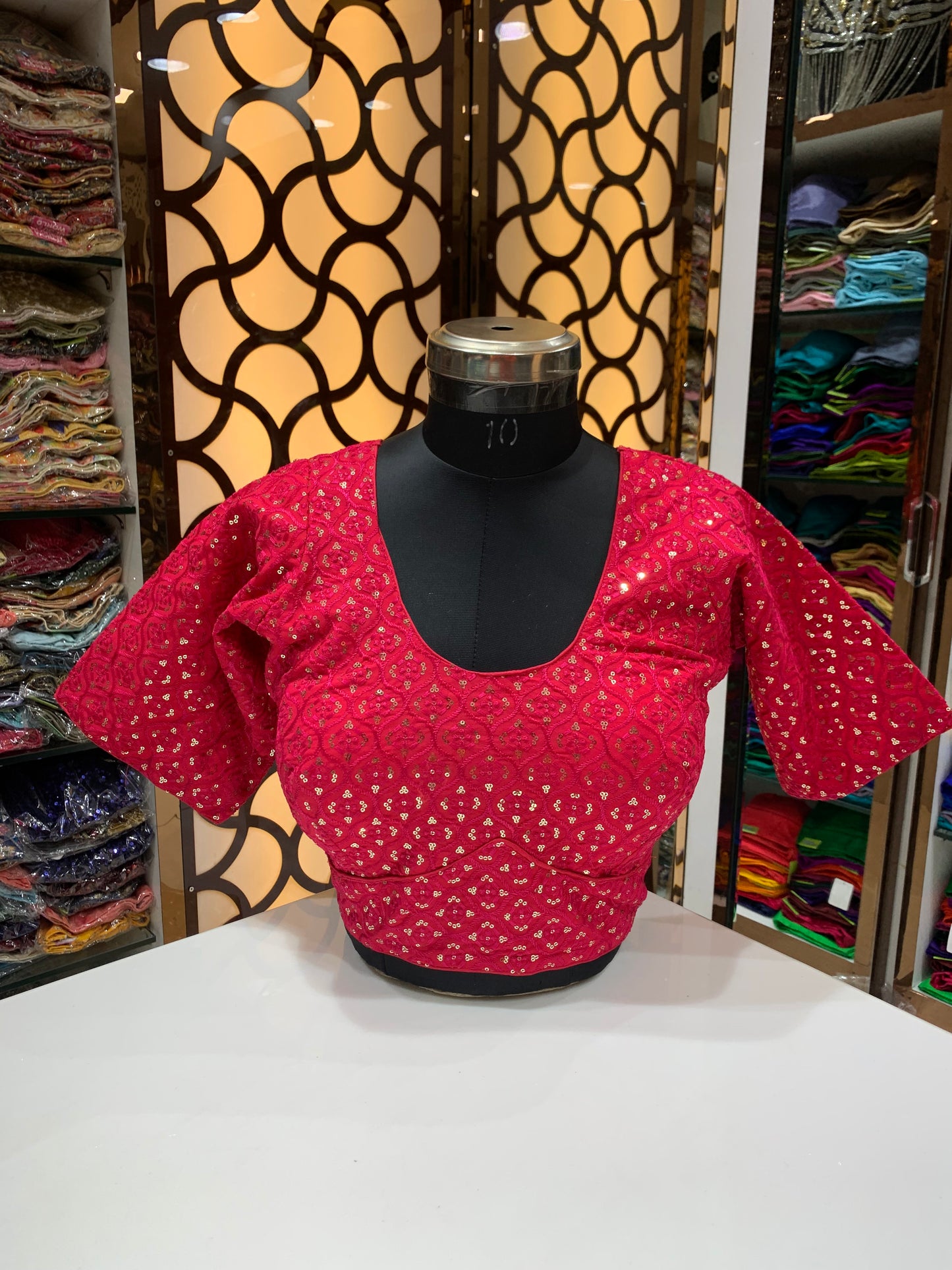 Rani 👸 red colour fancy blouse 👚