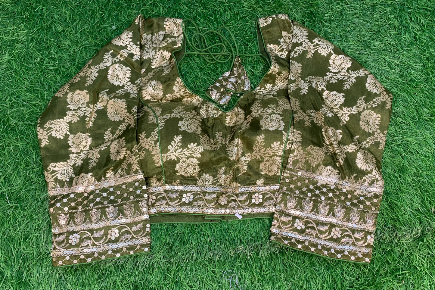 Mehendi green Banaras blouse
