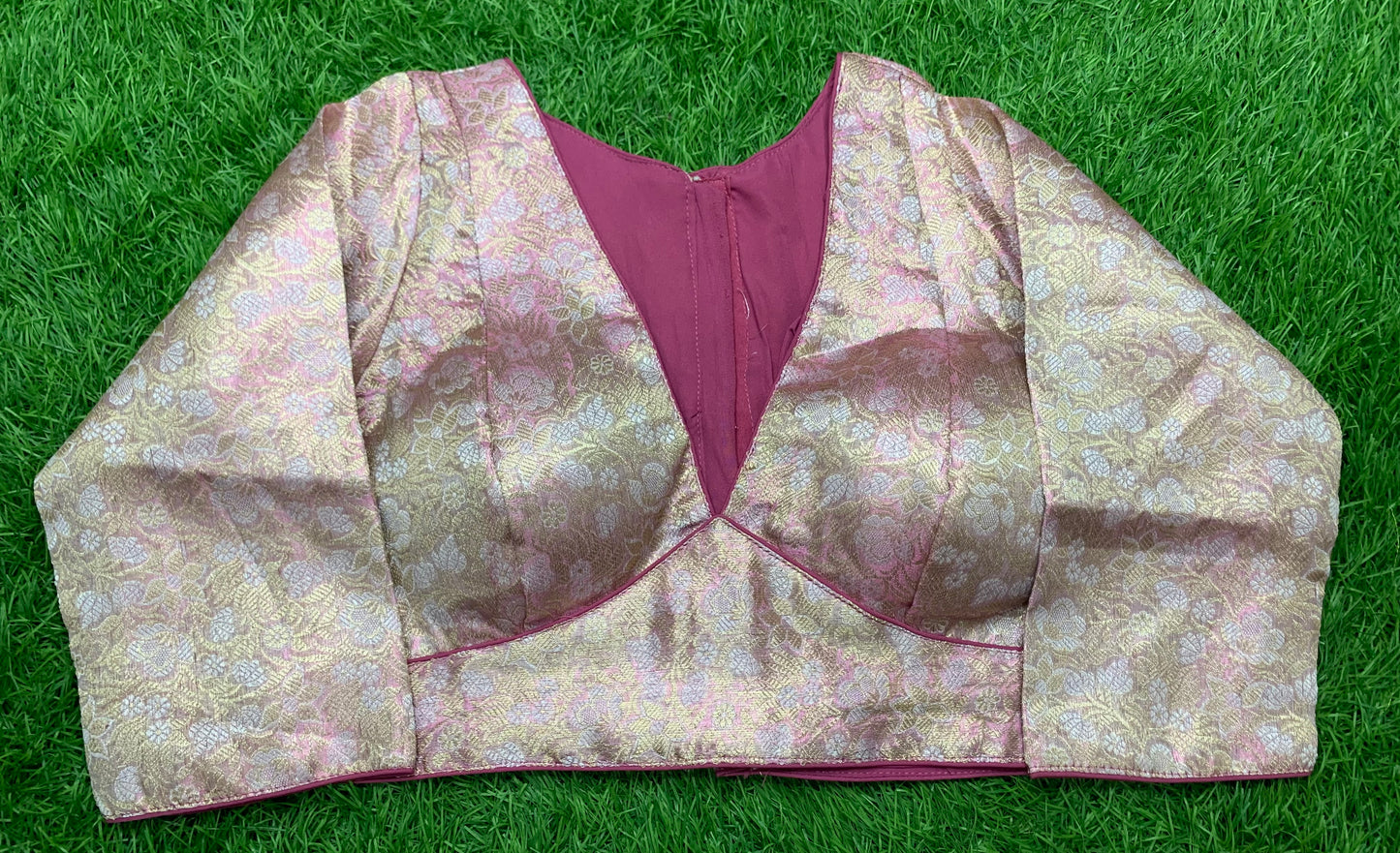 Magenta pink dual shade v neck designer blouse 👚