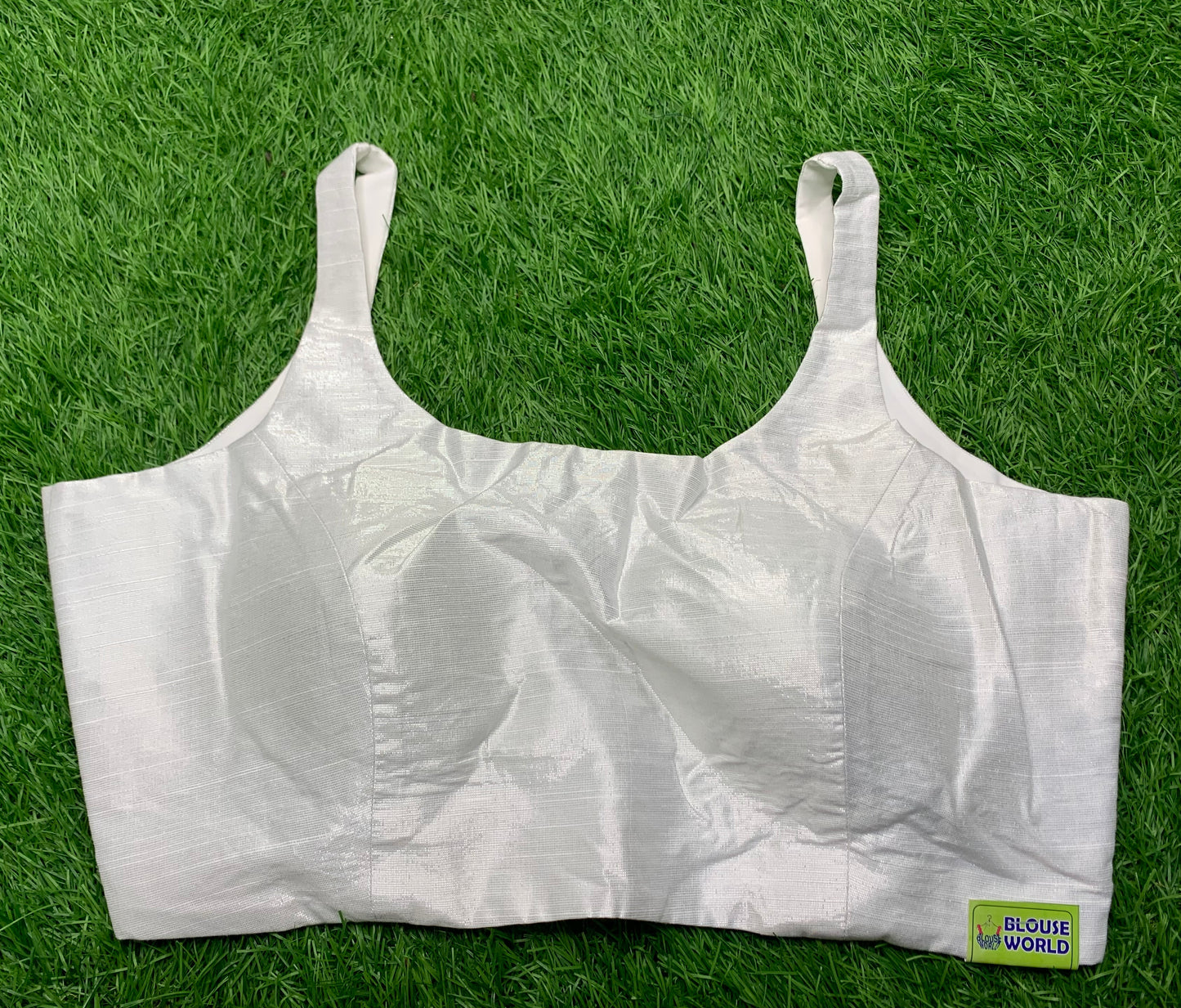 Silver spaghetti blouse 👚