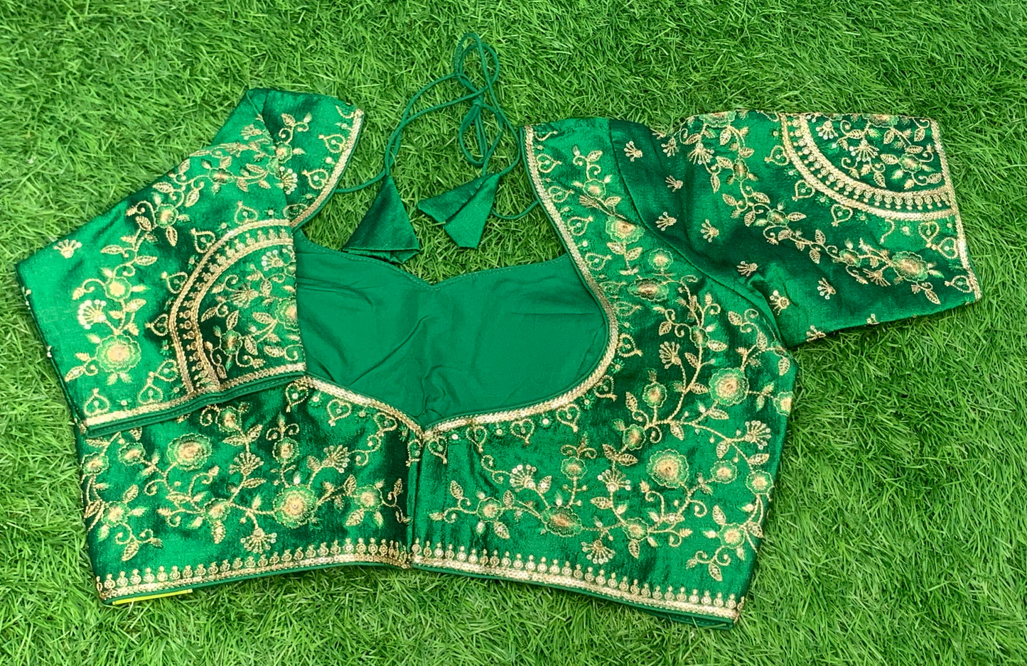 Green flower thread work n gold zari work front n back