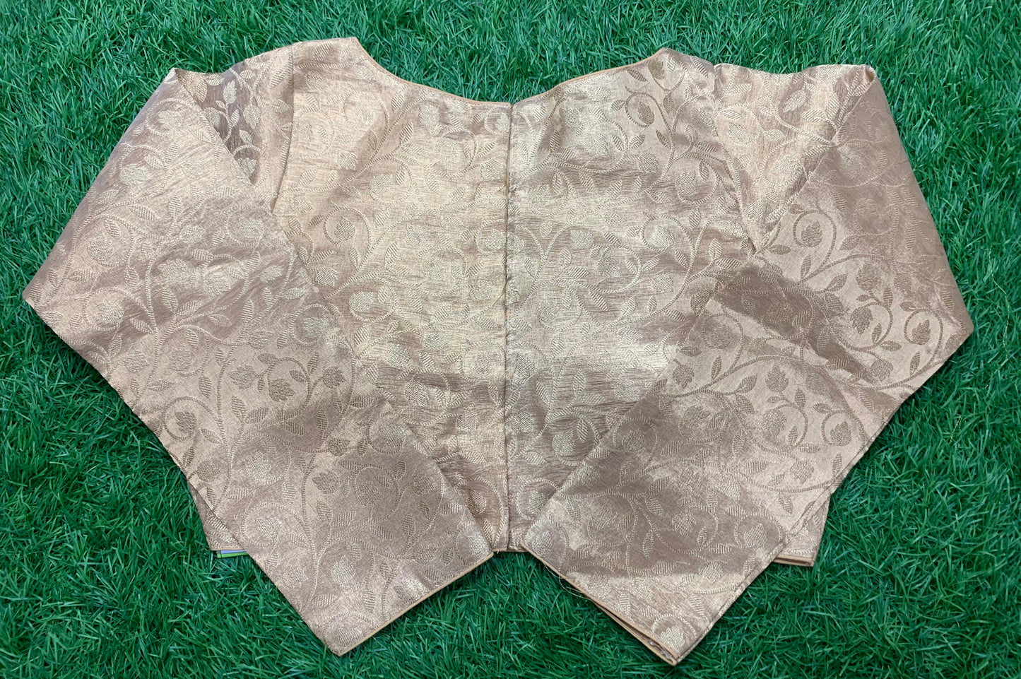 Golden colours designer blouse 👚