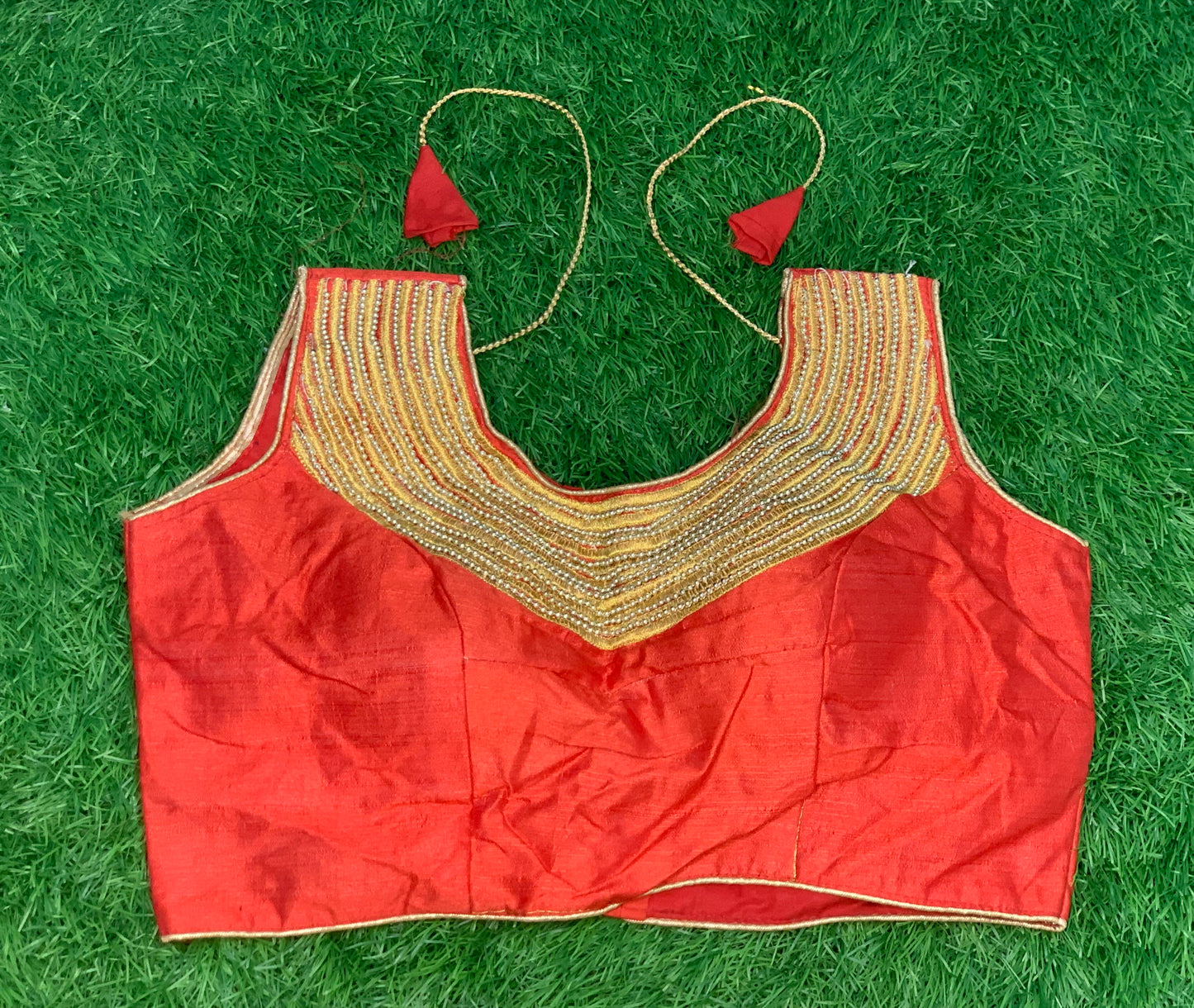 Red with hands Moti work