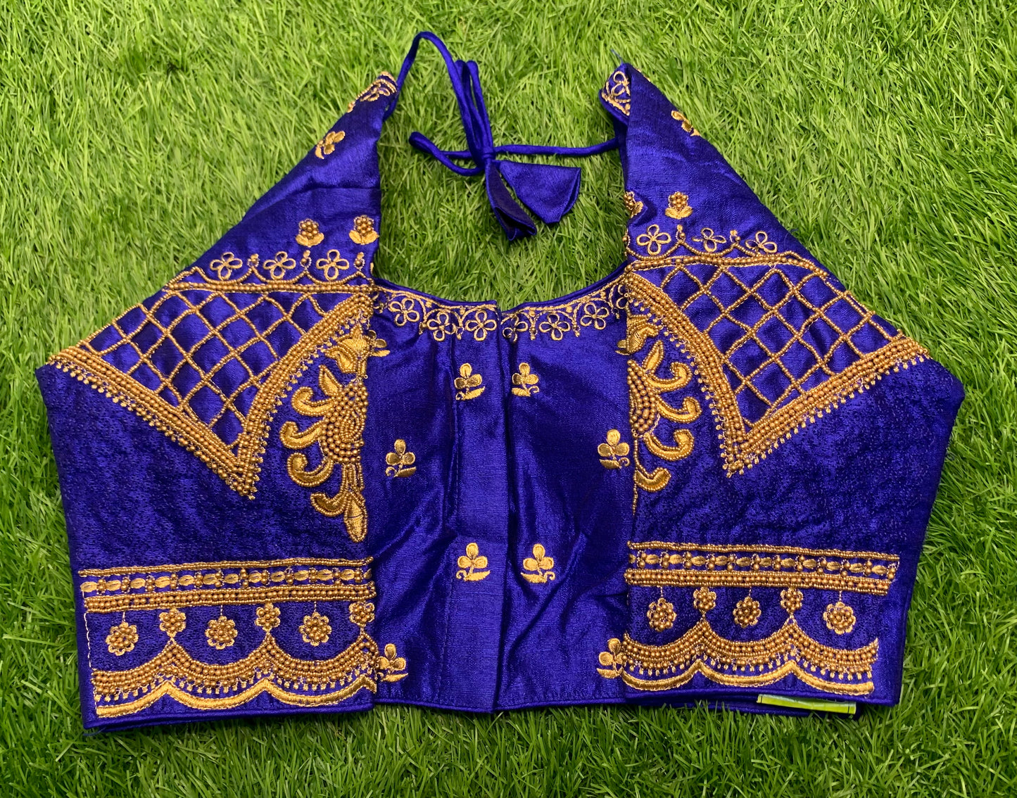 Royal blue back u neck hands heavy work blouse 👚