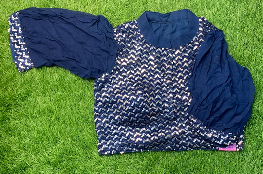 Blue sequence with puff hands