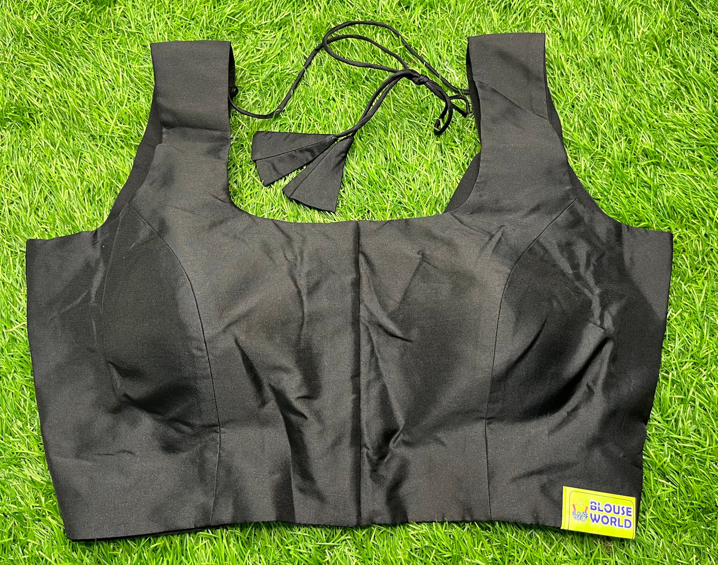 Plain black front hooks simple blouse 👚
