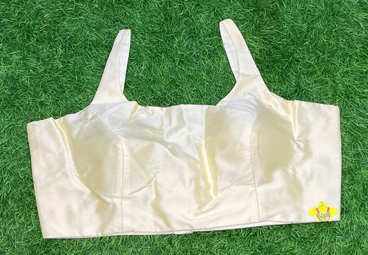 🍦 cream colour spaghetti sleeveless blouse