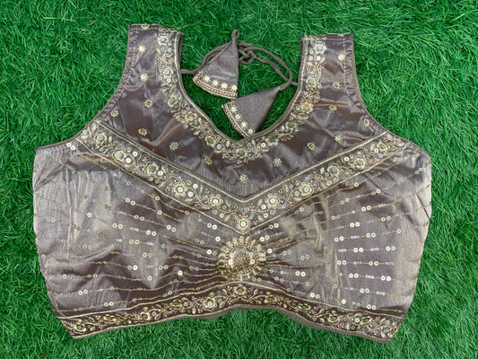 Fancy blouse with hands